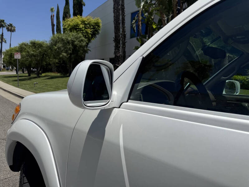 2004 Toyota Sequoia Limited