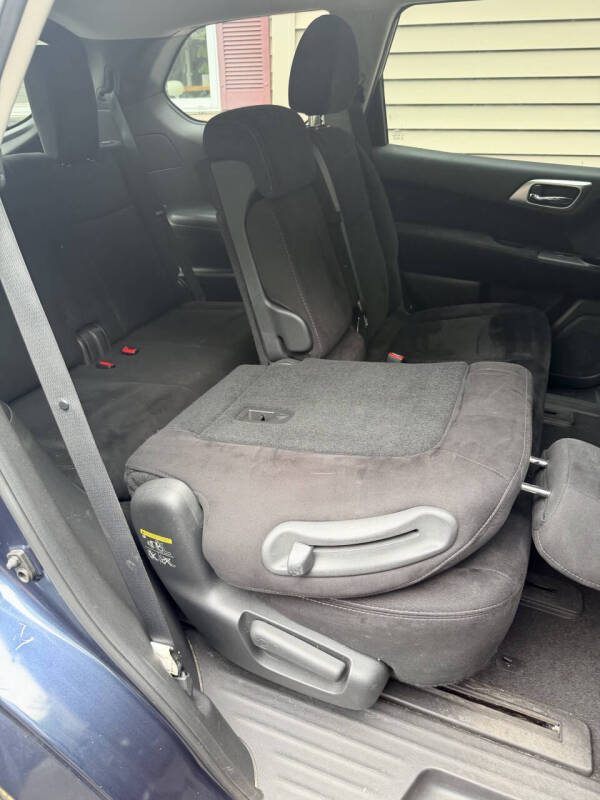 2014 Nissan Pathfinder S