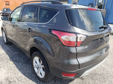 2018 Ford Escape SE