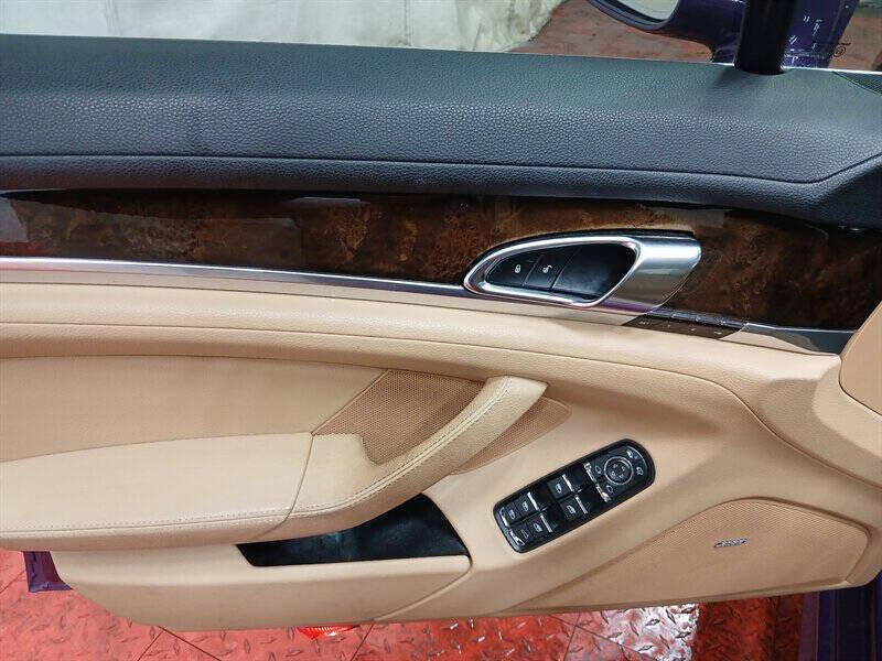 2015 Porsche Panamera S E-Hybrid