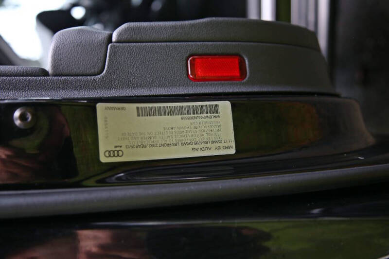 2018 Audi A4 2.0T quattro Premium Plus