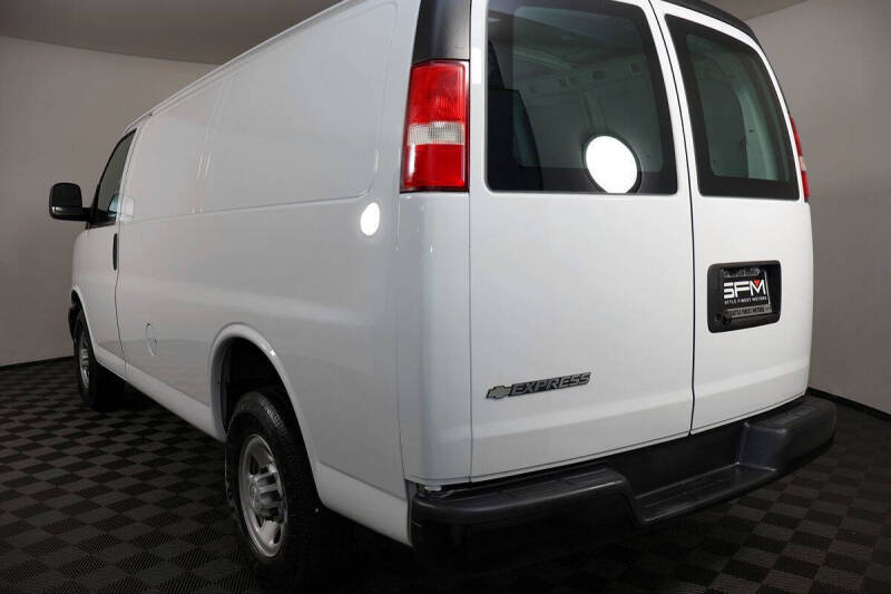2018 Chevrolet Express 2500