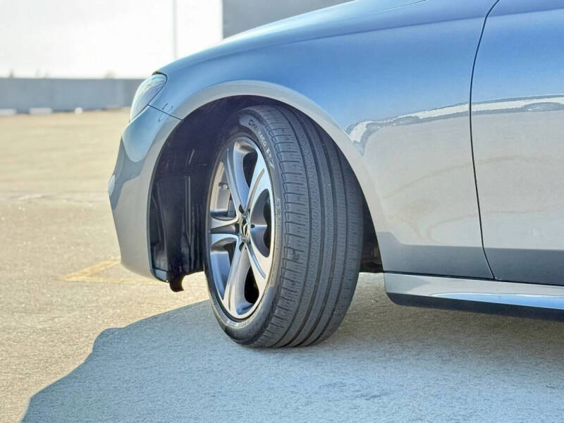 2019 Mercedes-Benz E-Class E 300