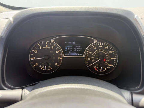 2016 Nissan Pathfinder SL