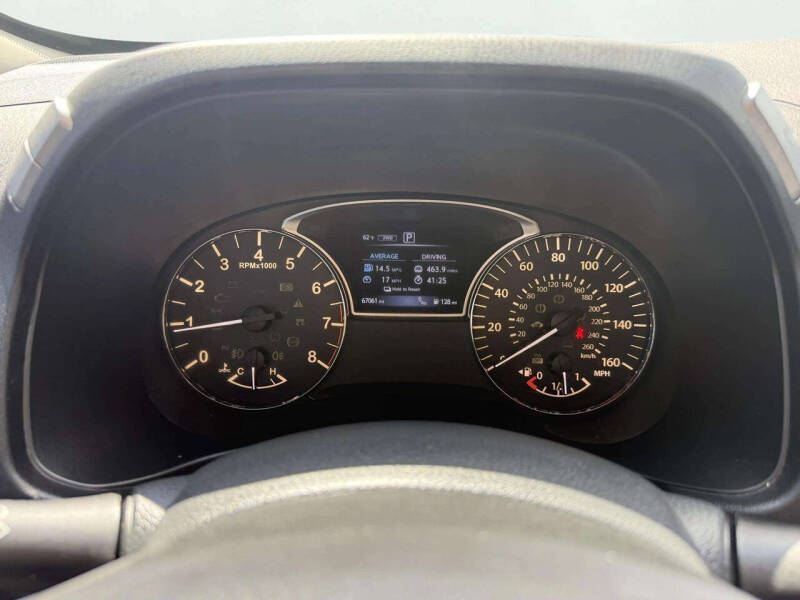 2016 Nissan Pathfinder SL