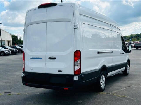 2023 Ford E-Transit 350