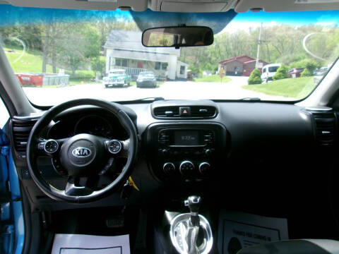 2016 Kia Soul +