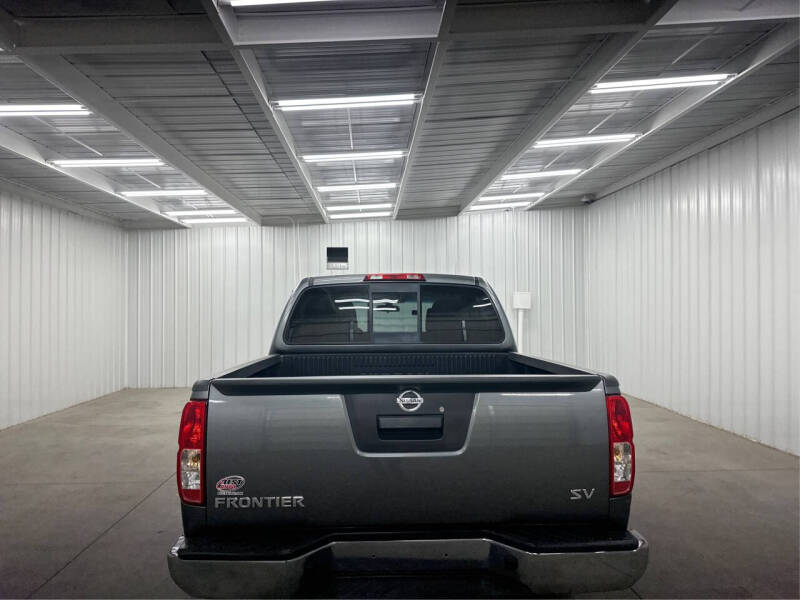 2016 Nissan Frontier SV