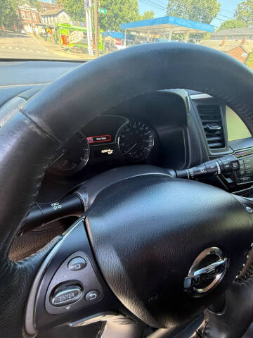 2015 Nissan Pathfinder Platinum