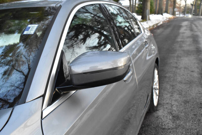 2024 BMW 3 Series 330i xDrive