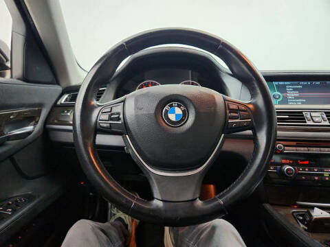 2012 BMW 7 Series 740i