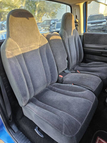 2001 Dodge Dakota Sport