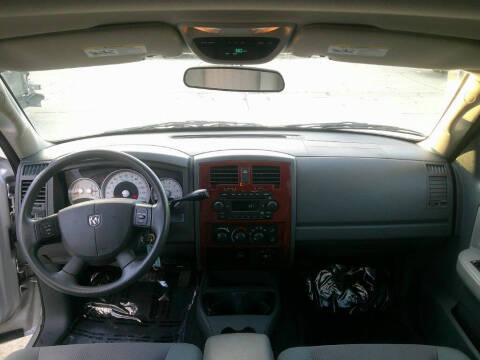 2005 Dodge Dakota SLT