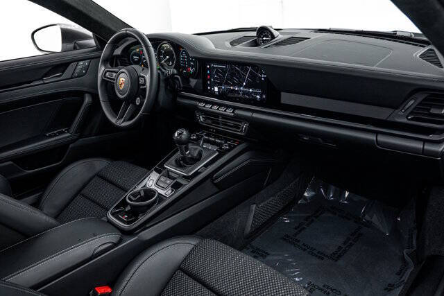 2024 Porsche 911 Carrera T