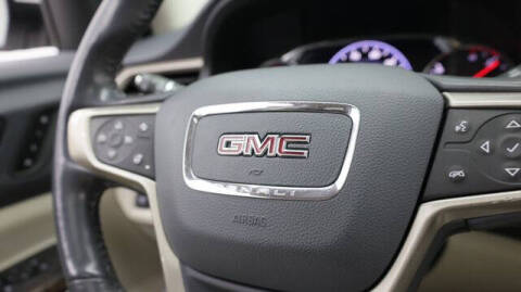 2020 GMC Acadia Denali