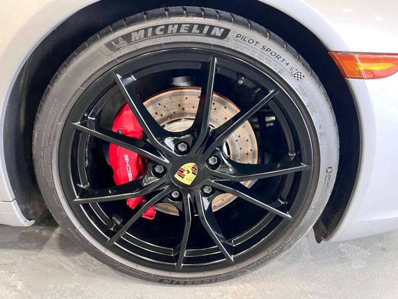 2018 Porsche 911