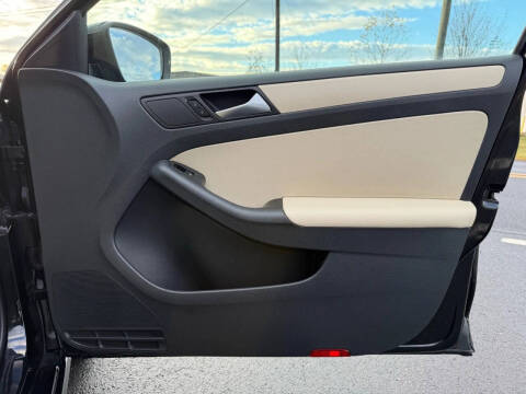 2012 Volkswagen Jetta