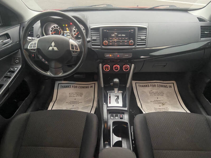 2016 Mitsubishi Lancer ES