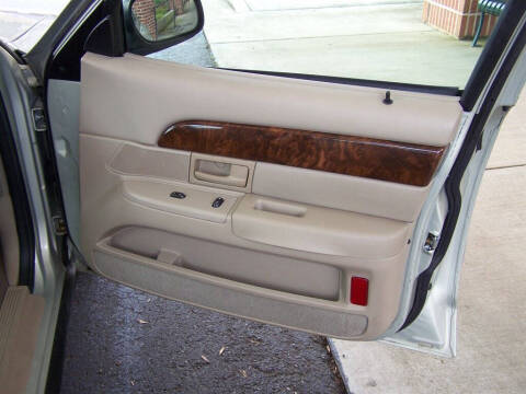 2004 Mercury Grand Marquis GS