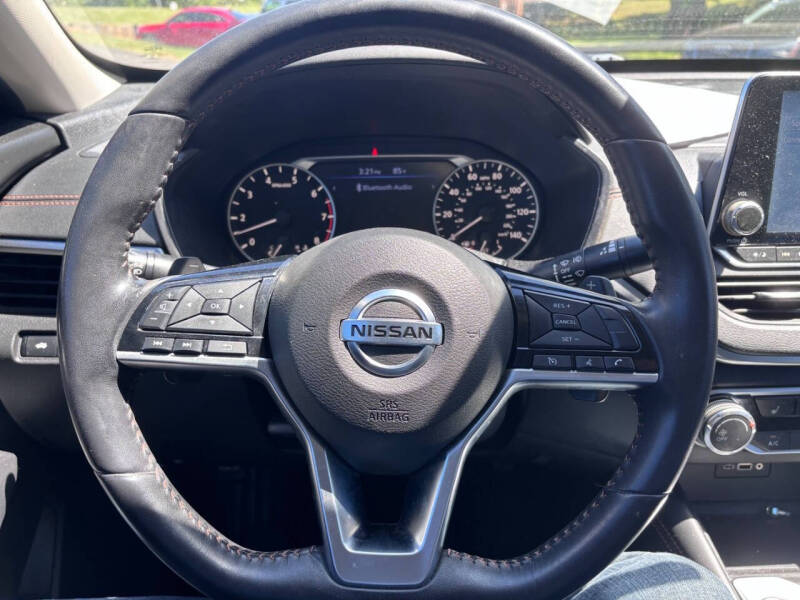 2020 Nissan Altima 2.5 SR