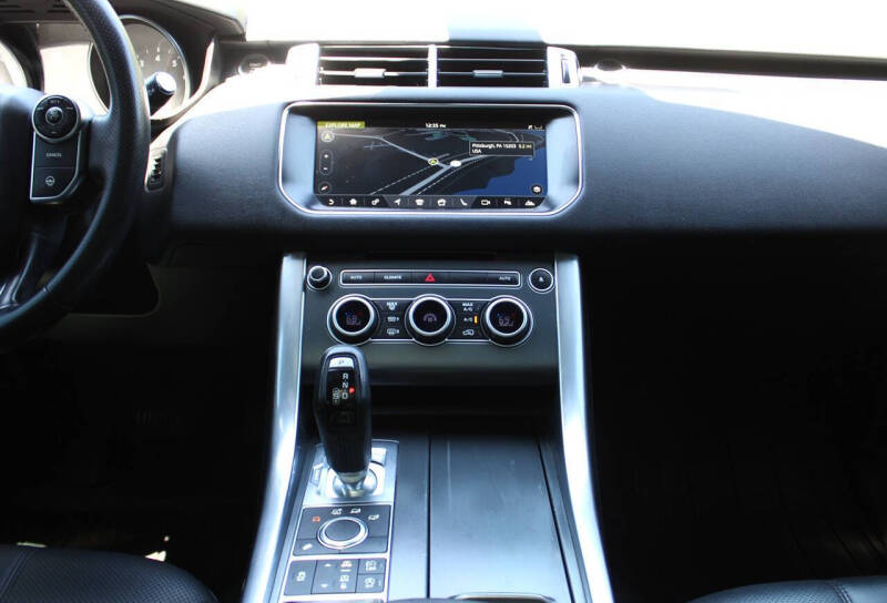 2017 Land Rover Range Rover Sport SE