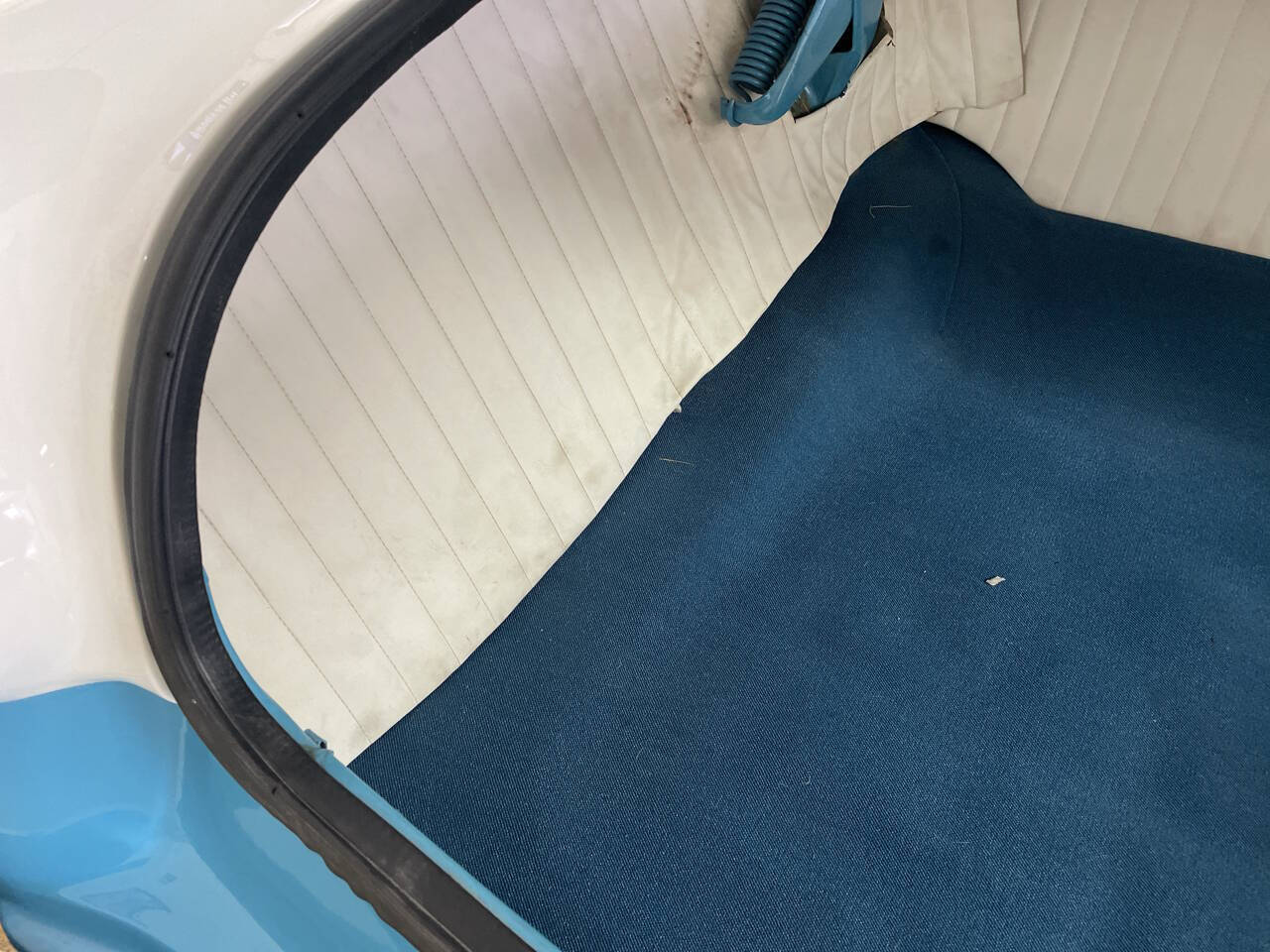 1956 Ford Fairlane 35