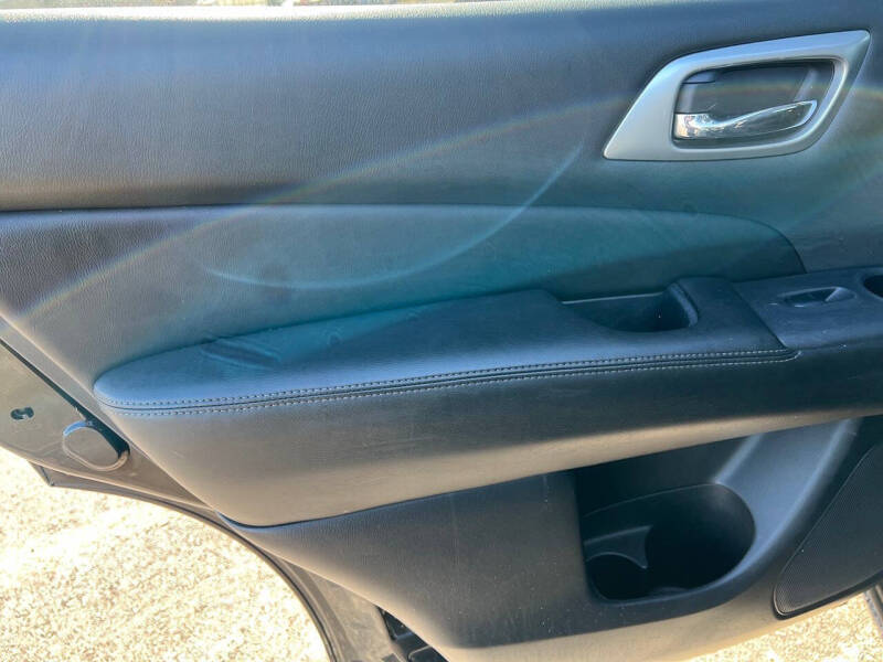 2015 Nissan Pathfinder SL