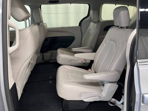 2018 Chrysler Pacifica Touring L