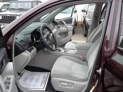 2012 Toyota Highlander SE