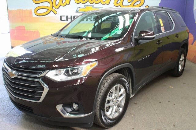 Used 2021 Chevrolet Traverse 3LT with VIN 1GNEVHKW4MJ169422 for sale in Grand Ledge, MI