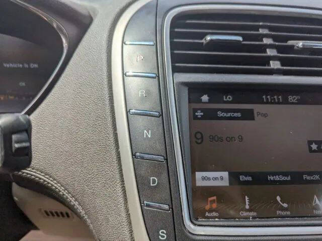 2019 Lincoln Nautilus Select