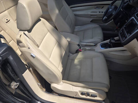 2010 Volkswagen Eos Lux