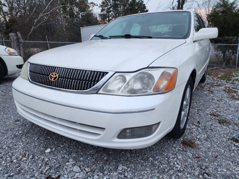 2001 Toyota Avalon for sale at Village Motors in Ringgold GA