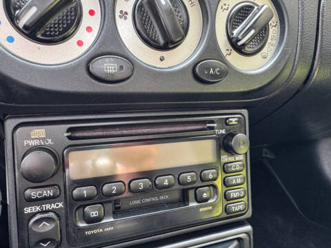 2002 Toyota MR2 Spyder