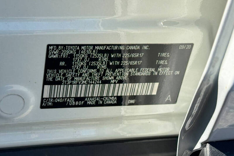2021 Toyota RAV4 XLE