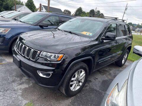 2017 Jeep Grand Cherokee Laredo