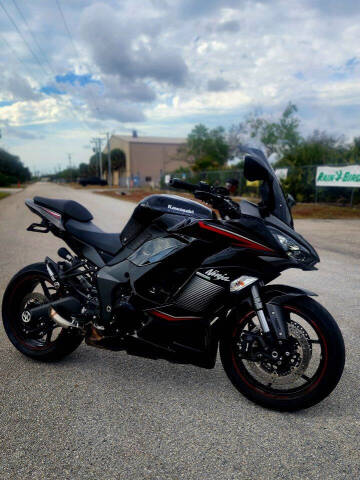 2022 Kawasaki Ninja 1000SX