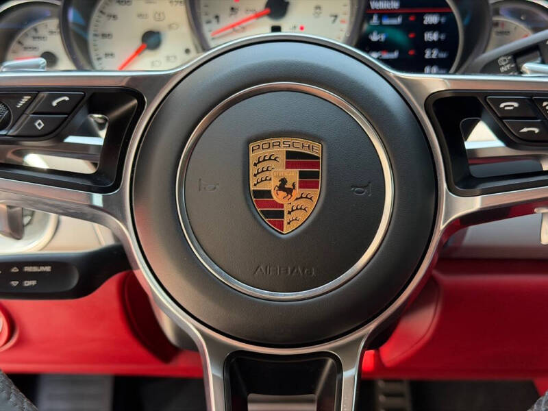 2016 Porsche Cayenne GTS
