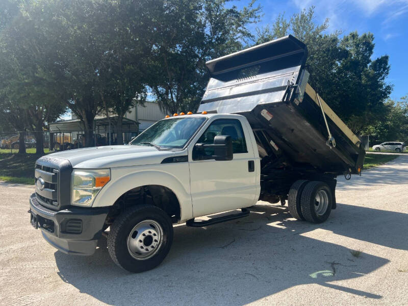 2014 Ford F-350 Super Duty Chassis Cab XL's photo
