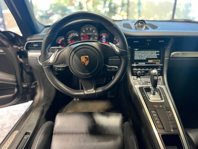 2013 Porsche 911 Carrera 4S