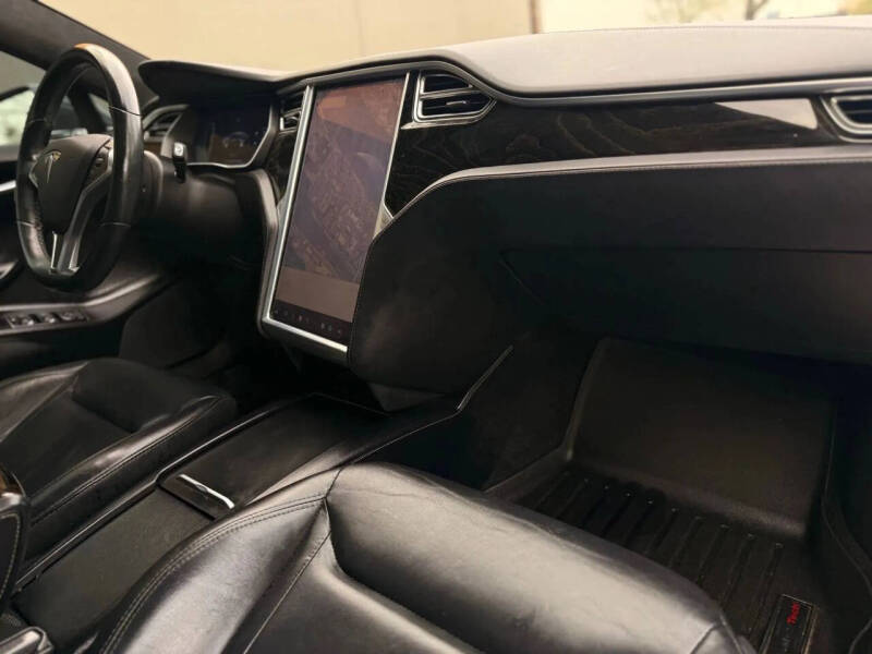 2014 Tesla Model S