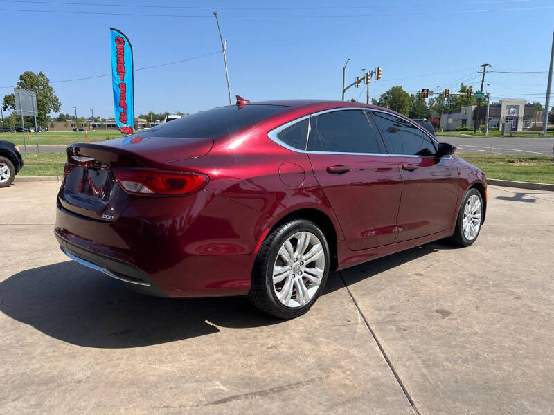 2016 Chrysler 200 Limited