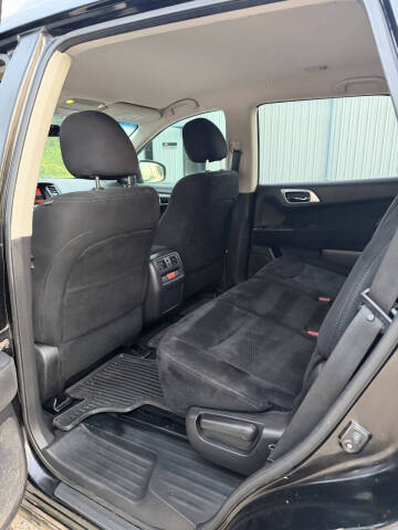 2016 Nissan Pathfinder Platinum