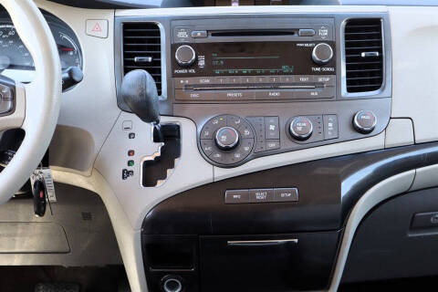 2011 Toyota Sienna