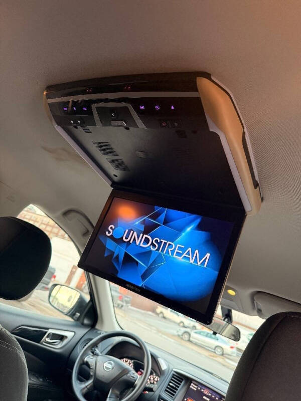 2018 Nissan Pathfinder S