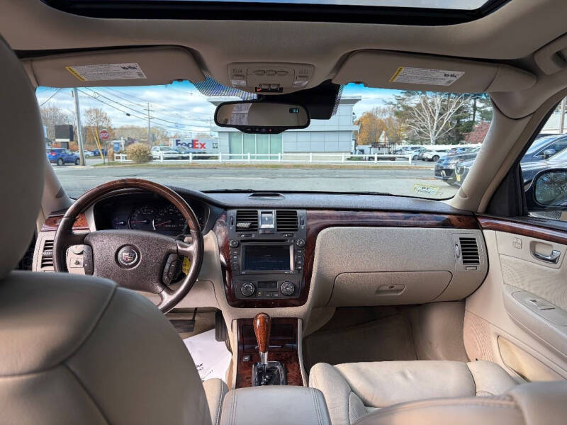 2011 Cadillac DTS Premium Collection