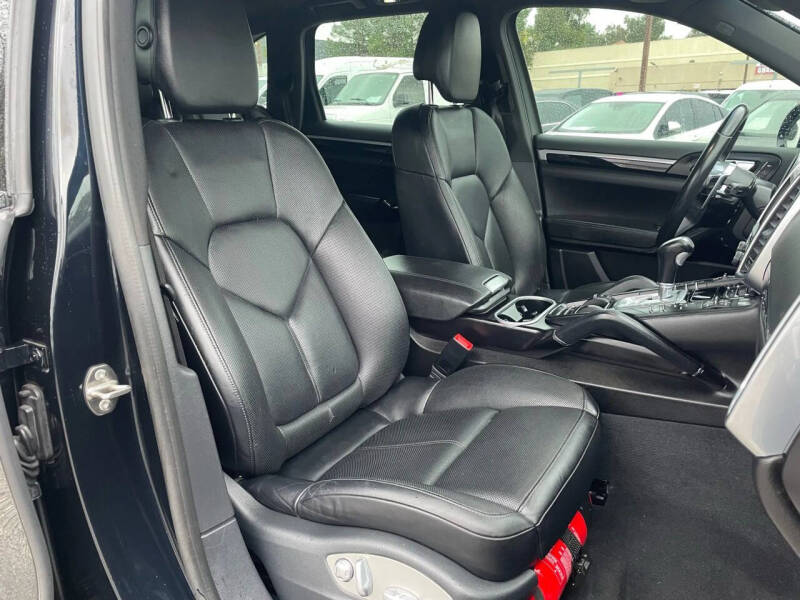 2016 Porsche Cayenne