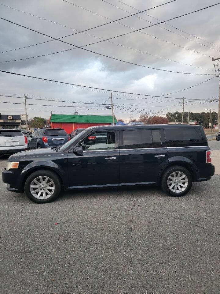 2010 Ford Flex for sale at Husky auto sales & service LLC in Milford, DE