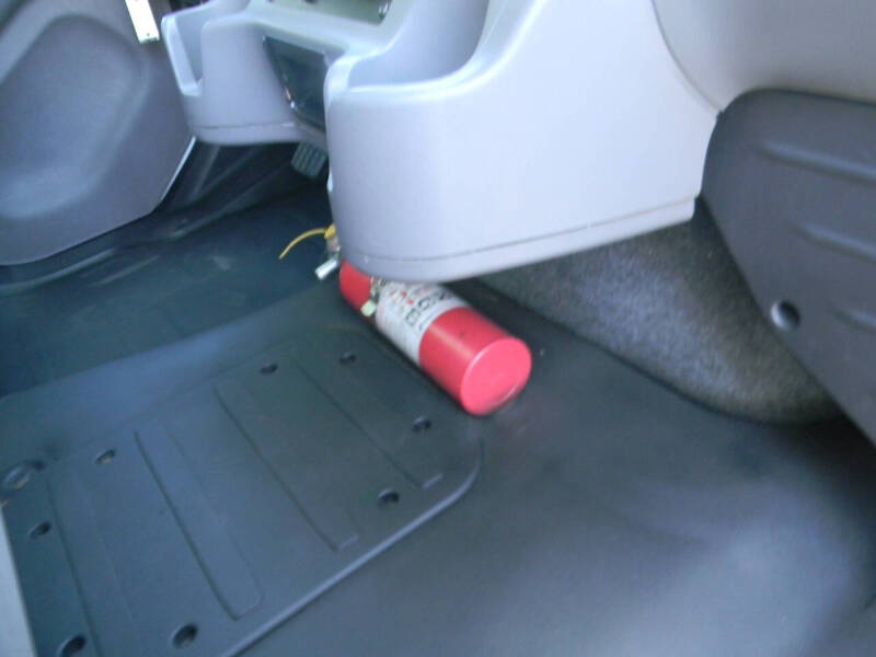 2017 Freightliner M2 106