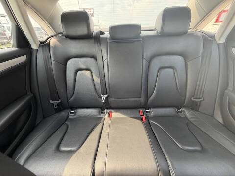 2012 Audi A4 2.0T quattro Prestige